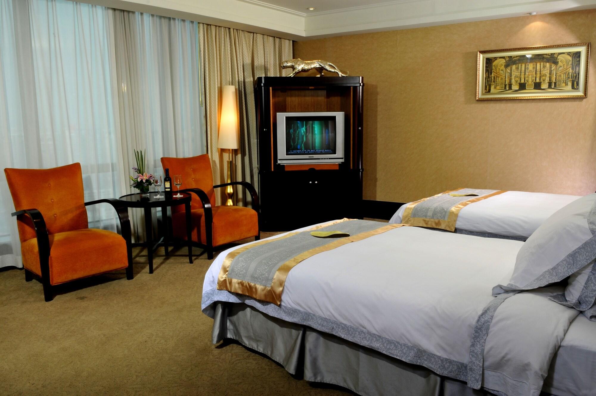 Royal Mediterranean Hotel Guangzhou Exteriör bild