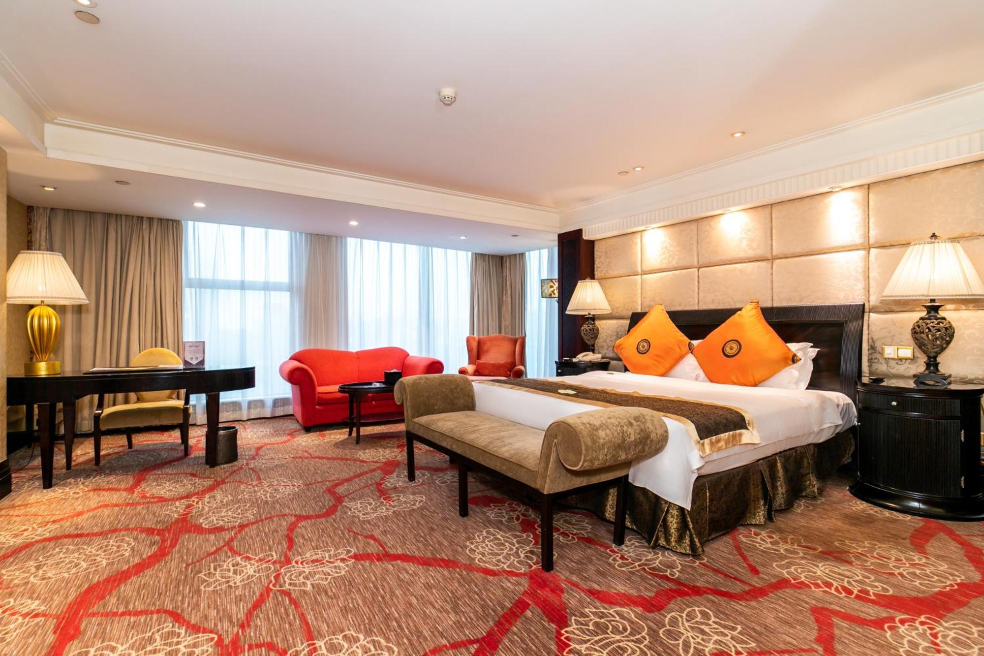 Royal Mediterranean Hotel Guangzhou Exteriör bild
