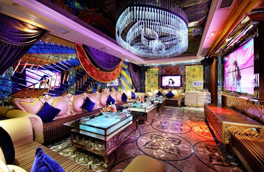 Royal Mediterranean Hotel Guangzhou Exteriör bild